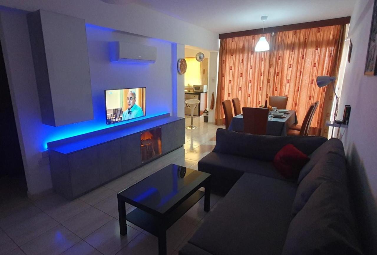 Vasilas Holiday Apartment #2 Larnaca Exterior foto
