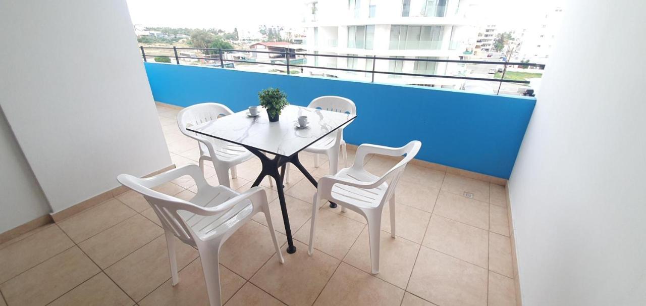 Vasilas Holiday Apartment #2 Larnaca Exterior foto